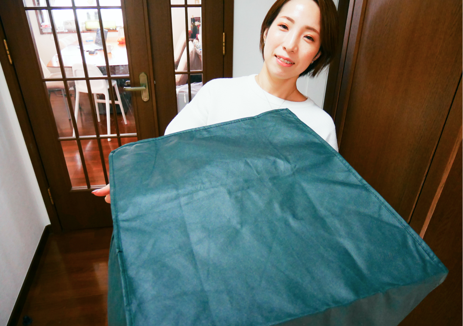 集荷キットを宅配業者に渡す