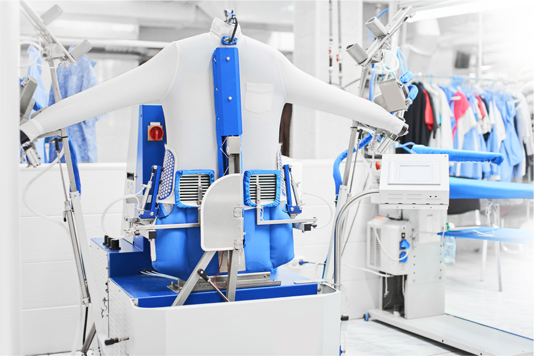 立体プレスによる、二段階仕上。